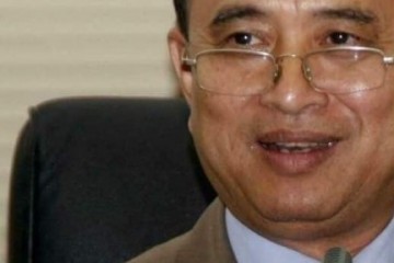 ឯកឧត្តម សេង ស៊ីវុត្ថា ប្រធានសាលាឧទ្ធរណ៍ភ្នំពេញ និងឯកឧត្តម អ៊ុក សាវុធ អគ្គព្រះរាជអាជ្ញា ផ្ញើសារ សារលិខិតគោរពជូនពរ ឯកឧត្តមកិត្តិនីតិកោសលបណ្ឌិត ឱម យ៉ិនទៀង ទេសរដ្ឋមន្រ្តី ប្រធានអង្គភាពប្រឆាំងអំពើពុករលួយ និងលោកជំទាវ